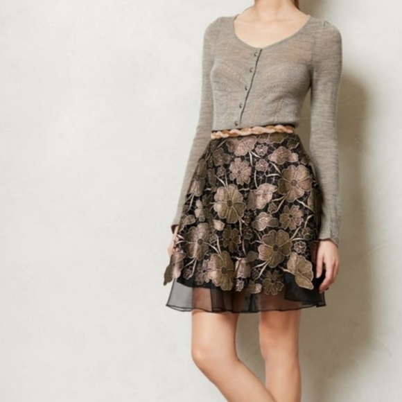 Eva Franco Gilt Bouquet Skirt - Picture 2 of 13